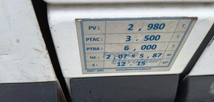 RENAULT MASTER NACELLE FRANCE ELEVATEUR 12 M 1147 HEURES  DIESEL – 151102 KMS – AN 2019 BLANC FK-669-GF