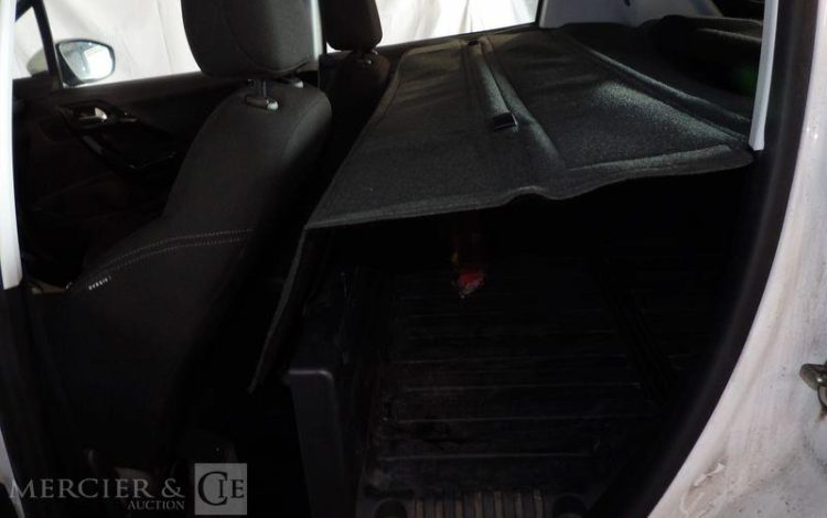 PEUGEOT 208 AFF 100CH PACK  FL-016-QB
