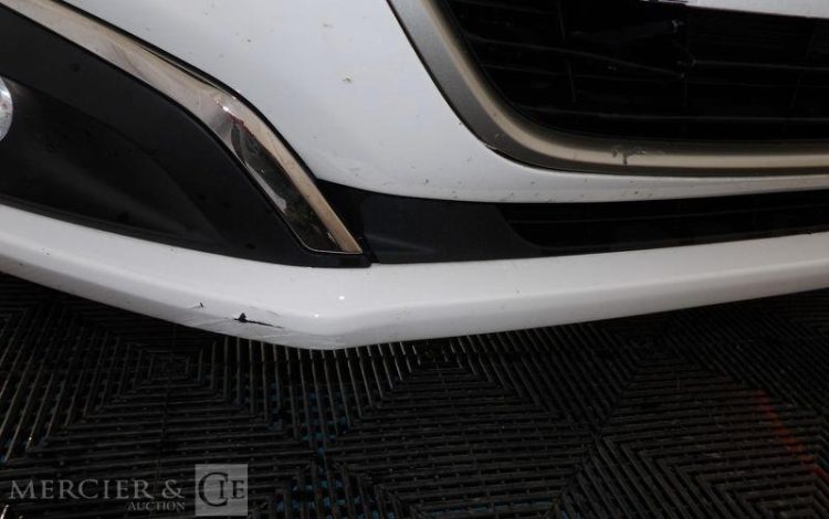 PEUGEOT 208 AFF 100CH PACK  FL-016-QB