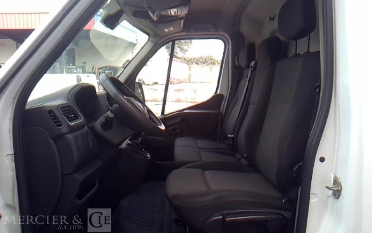 RENAULT MASTER 2.3 DCI 16V 136CV BLANC FN-736-GY
