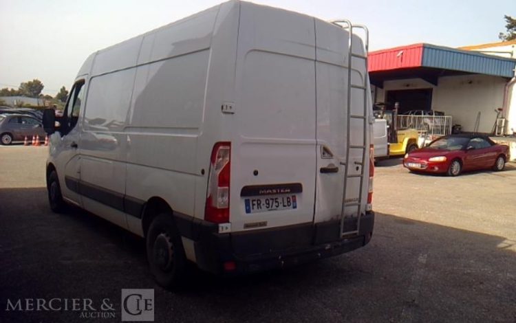 RENAULT MASTER 2.3 DCI 16V 136CV BLANC FR-975-LB
