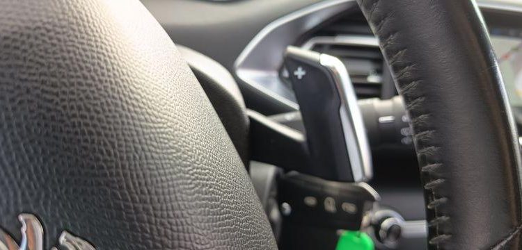 PEUGEOT 308 ACTIVE BUSINESS II (T9) PHASE2 1.5 BLUEHDi 16V EAT8 S&S 130CV – DIESEL – GRIS FS-213-GS