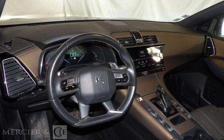 DS DS7 CROSSBACK e-TENSE 4X4 BUSINESS  FW-122-GV