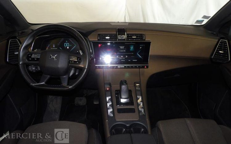 DS DS7 CROSSBACK e-TENSE 4X4 BUSINESS  FW-122-GV