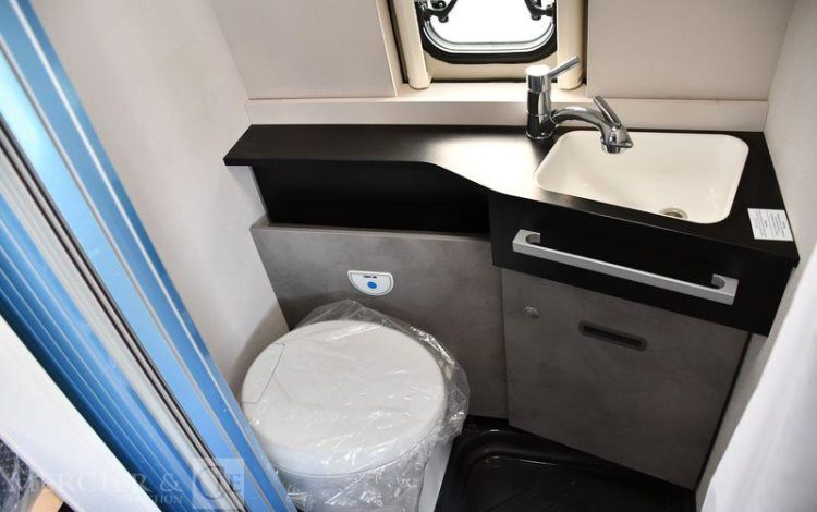 CROSSCAMP CAMPING CAR CAMPER VAN FULL 600 CROSSCAMP GRIS G025772