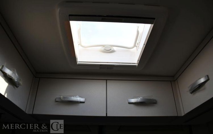 CROSSCAMP CAMPING CAR CAMPER VAN FULL 600 CROSSCAMP GRIS G025772