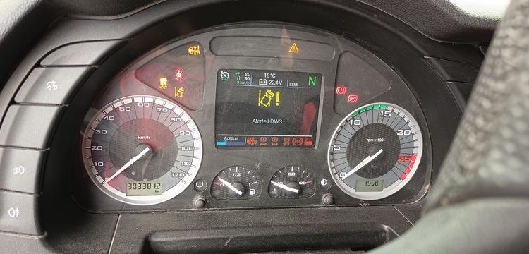 IVECO AS440S51TP BLANC GA-035-SW