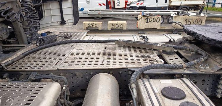 IVECO AS440S51TP BLANC GA-035-SW