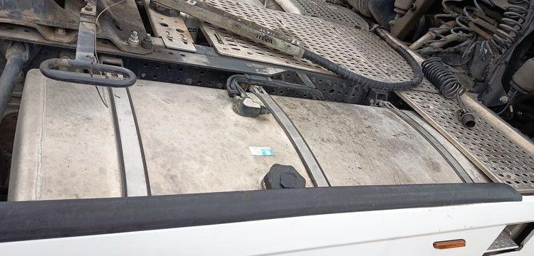 IVECO AS440S51TP BLANC GA-035-SW