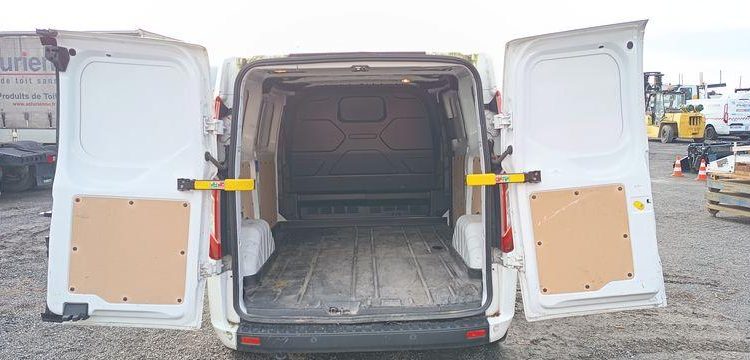FORD TRANSIT NON ROULANT  GD-660-BT