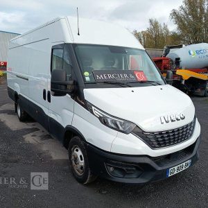 IVECO DAILY VI 35C16 2,3D 16 V – DIESEL – 270276 KMS – ANNEE 2021 BLANC GD-909-BW