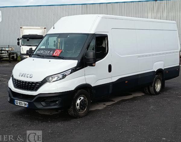 IVECO DAILY VI 35C16 2,3D 16 V – DIESEL – 270276 KMS – ANNEE 2021 BLANC GD-909-BW