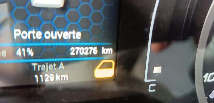 IVECO DAILY VI 35C16 2,3D 16 V – DIESEL – 270276 KMS – ANNEE 2021 BLANC GD-909-BW