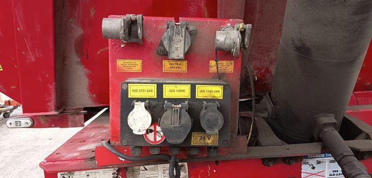 STAS BENNE A FERRAILLE 60M3 3 S300CX 3  ESSIEUX – PTAC : 42 TONNES – ANNEE 2017  GE-110-YZ