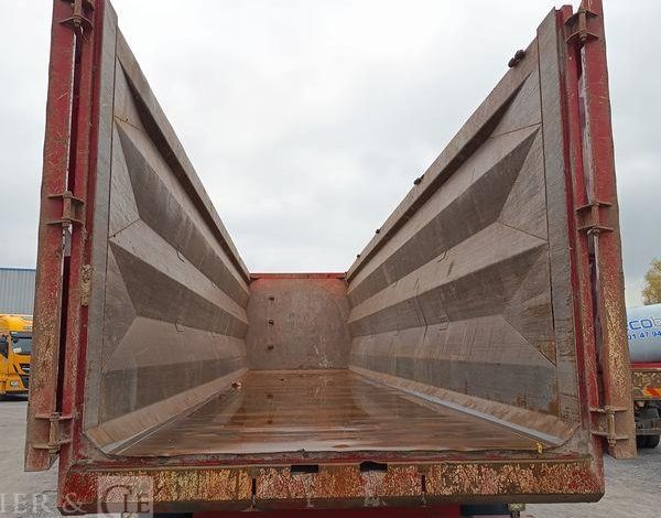 STAS BENNE A FERRAILLE 60M3 3 S300CX 3  ESSIEUX – PTAC : 42 TONNES – ANNEE 2017  GE-110-YZ