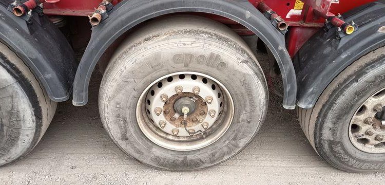 STAS BENNE A FERRAILLE 60M3 3 S300CX 3  ESSIEUX – PTAC : 42 TONNES – ANNEE 2017  GE-110-YZ