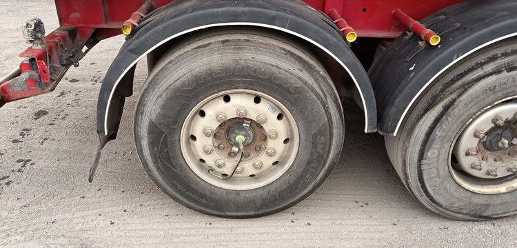 STAS BENNE A FERRAILLE 60M3 3 S300CX 3  ESSIEUX – PTAC : 42 TONNES – ANNEE 2017  GE-110-YZ