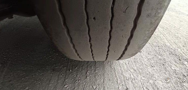 STAS BENNE A FERRAILLE 60M3 3 S300CX 3  ESSIEUX – PTAC : 42 TONNES – ANNEE 2017  GE-110-YZ