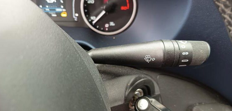 IVECO DAILY VI 35C14 2,3D 16V HI-MATIC – DIESEL – 289500 KMS – ANNEE 2022 BLANC GE-333-ND