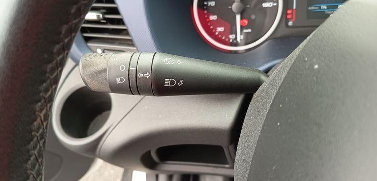 IVECO DAILY VI 35C14 2,3D 16V HI-MATIC – DIESEL – 289500 KMS – ANNEE 2022 BLANC GE-333-ND