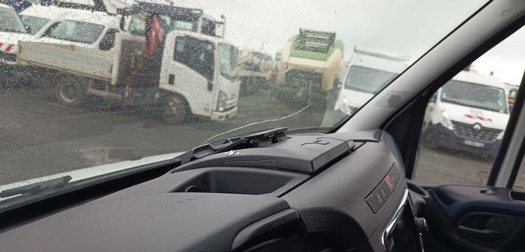 IVECO DAILY VI 35C14 2,3D 16V HI-MATIC – DIESEL – 289500 KMS – ANNEE 2022 BLANC GE-333-ND