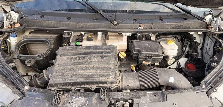 IVECO DAILY VI 35C14 2,3 D 16V HI-MATIC 156 CV – BOITE AUTO – DIESEL – 119802 KMS BLANC GE-767-AB