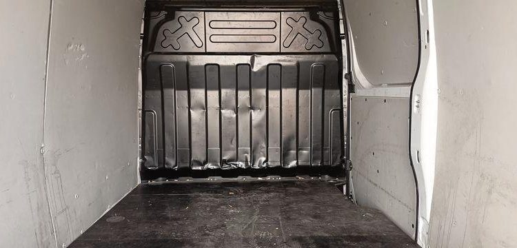 IVECO DAILY VI 35C14 2,3 D 16V HI-MATIC 156 CV – BOITE AUTO – DIESEL – 119802 KMS BLANC GE-767-AB