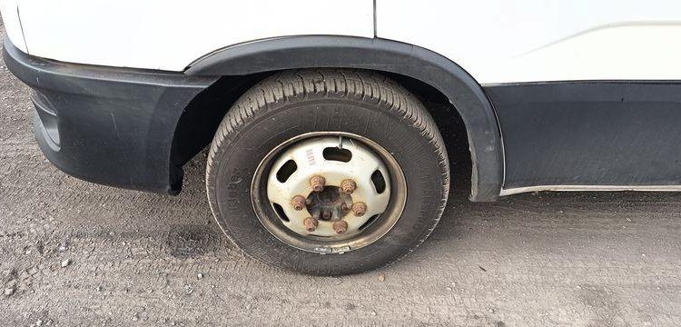 IVECO DAILY VI 35C14 2,3 D 16V HI-MATIC 156 CV – BOITE AUTO – DIESEL – 119802 KMS BLANC GE-767-AB