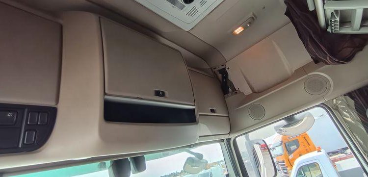 DAF XF 480 FT – PTRA 44 TONNES – DIESEL 457552 KMS – ANNEE 2022 BLANC GG-732-JZ