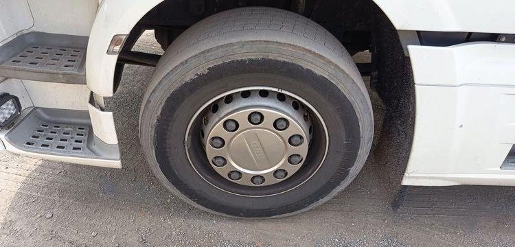 DAF XF 480 FT – PTRA 44 TONNES – DIESEL 457552 KMS – ANNEE 2022 BLANC GG-732-JZ