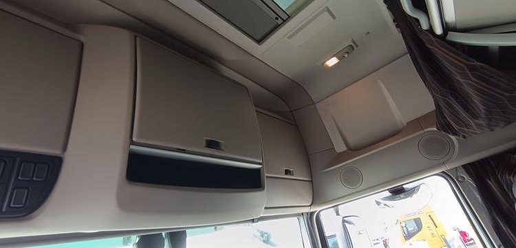 DAF XF 480 FT PTRA 44 TONNES – DIESEL – 478790 KMS – ANNEE 2022 BLANC GJ-500-AA