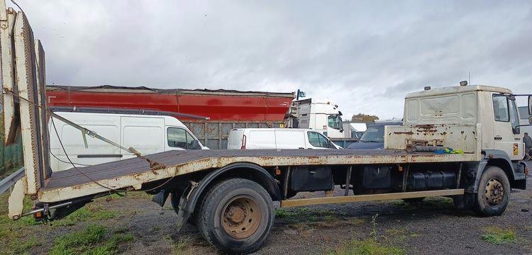MAN PORTE ENGIN BLANC GT-826-LJ