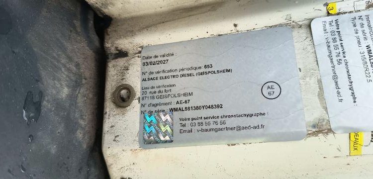 MAN PORTE ENGIN BLANC GT-826-LJ