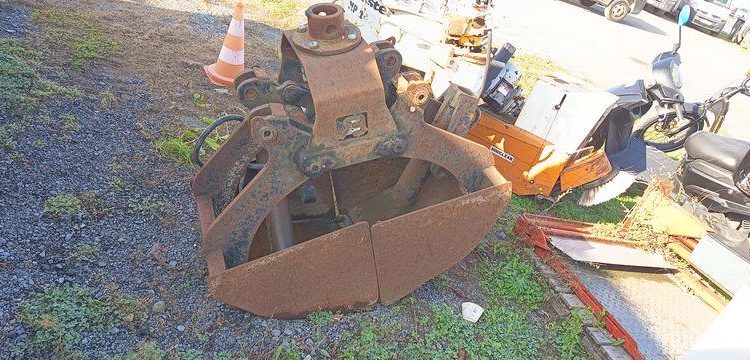 HYUNDAI MINI PELLE SUR CHENILLES 2,7 TONNES  ROB1536