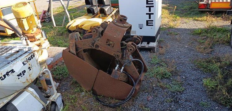 HYUNDAI MINI PELLE SUR CHENILLES 2,7 TONNES  ROB1536