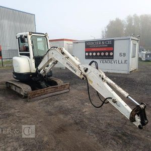 HYUNDAI MINI PELLE SUR CHENILLE 3,8 TONNES  ROB1805