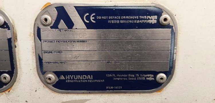 HYUNDAI MINI PELLE SUR CHENILLE 3,8 TONNES  ROB1805