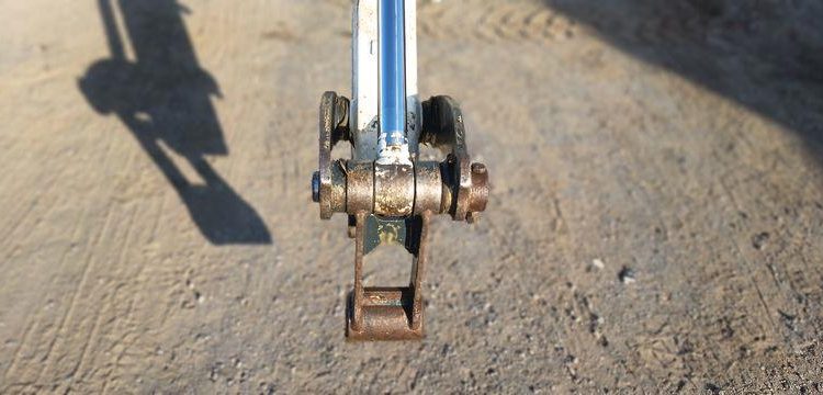 HYUNDAI MINI PELLE SUR CHENILLES 3,8 TONNES  ROB1812