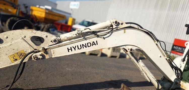 HYUNDAI MINI PELLE SUR CHENILLES 3,8 TONNES  ROB1812