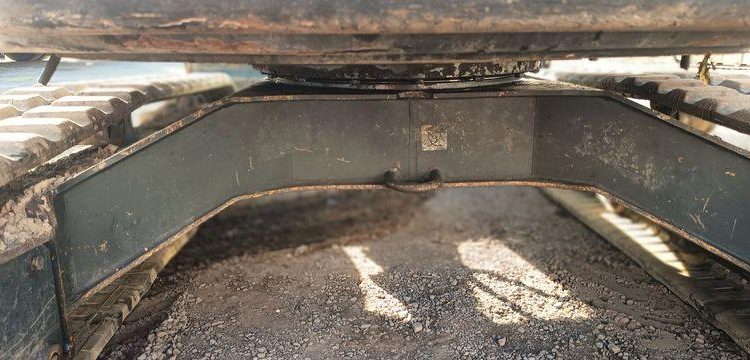 HYUNDAI MINI PELLE SUR CHENILLES 3,8 TONNES  ROB1812