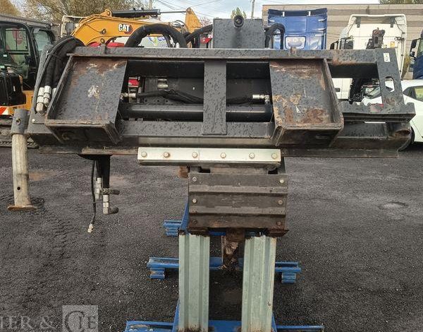 BOBCAT SCIE A ROCHE  SARWS24