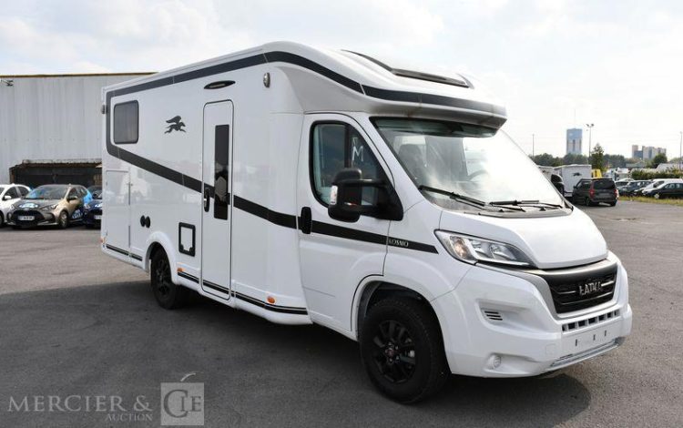 LAIKA CAMPING CAR KOSMO L 319 BLANC X73922