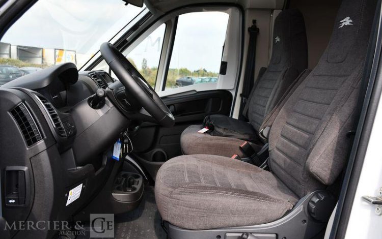 LAIKA CAMPING CAR KOSMO L 319 BLANC X73922