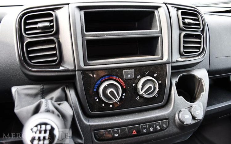 LAIKA CAMPING CAR KOSMO L 319 BLANC X73922