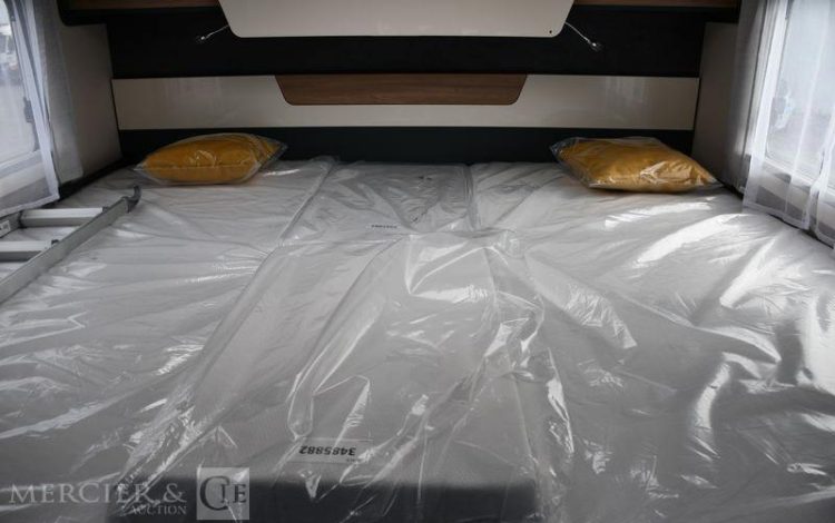 LAIKA CAMPING CAR KOSMO L 319 BLANC X73922