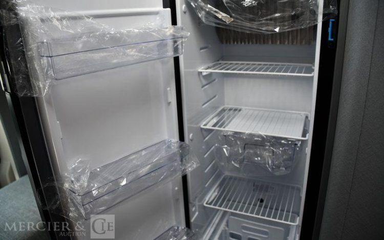 DETHLEFFS CAMPING CAR JUST T7052 DBM BLANC Y71594