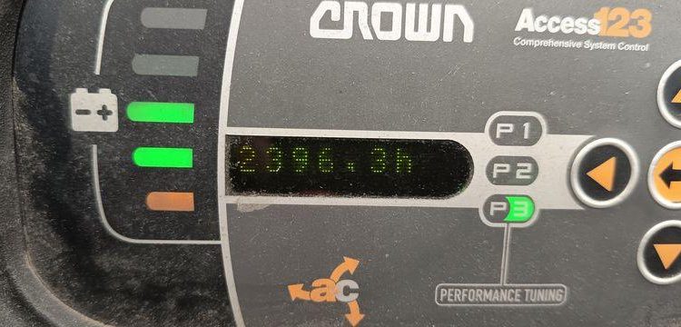 CROWN TRANSPALETTE ELECTRIQUE AUTOPORTE WT3040 – CAPACITE NOMINALE : 2 TONNES – 2396 H  10113