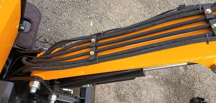 HIGHTOP MICROPELLE HT10 SUR CHENILLES DIESEL 1T – ANNEE 2025 – MATERIEL NEUF  1273HT