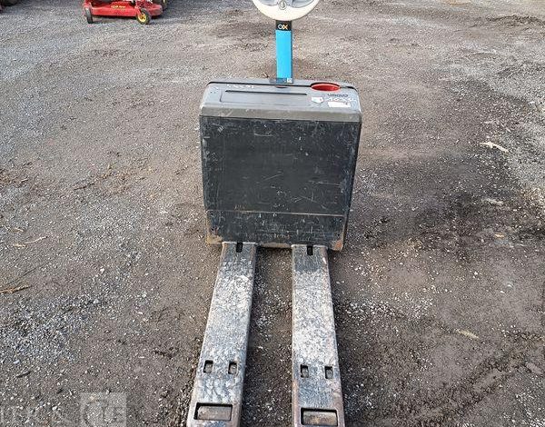 CROWN TRANSPALETTE ELECTRIQUE WP3020 CAPACITE NOMINALE : 2 TONNES – ANNEE 2017  16334