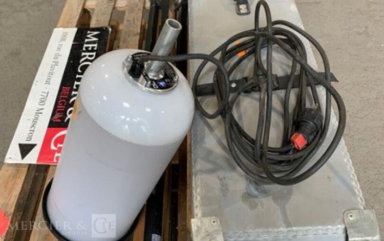 LUMAPHORE LED 100L-230  MIN010025